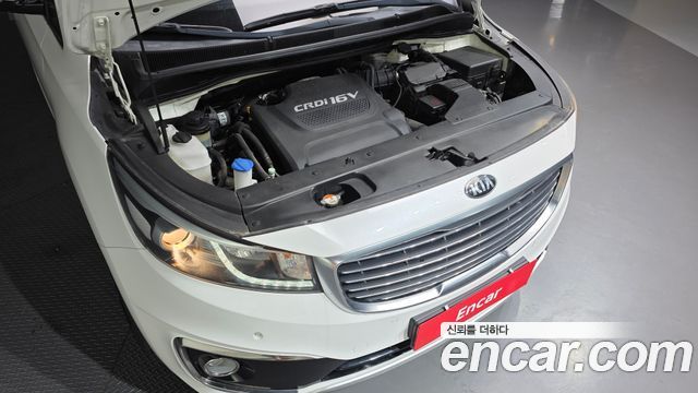 Kia Canival 2018 — photo 6
