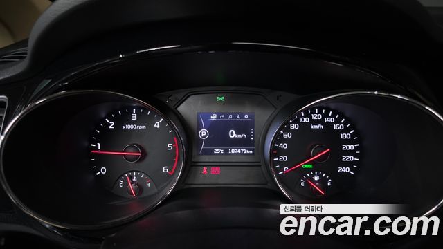 Kia Canival 2018 — photo 8