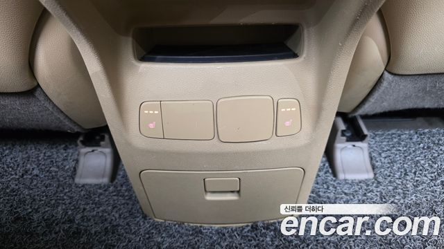 Kia Canival 2018 — photo 18