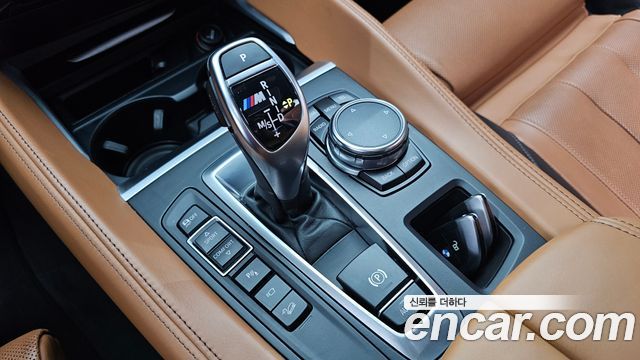 BMW X6 2016 — photo 9