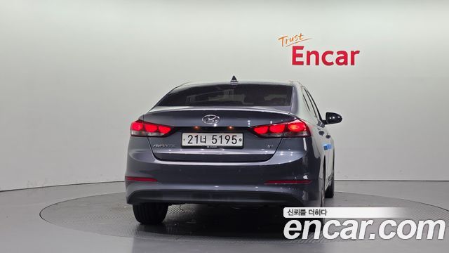 Hyundai AVANTE 2018 — photo 4