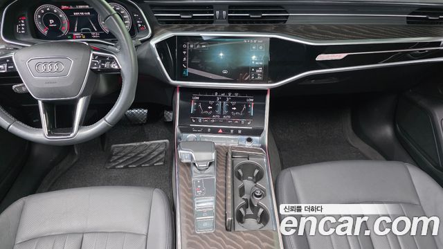 Audi A6 2020 — photo 16