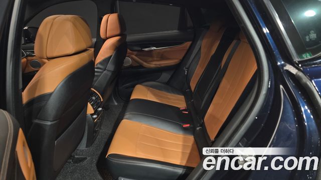 BMW X6 2018 — photo 17