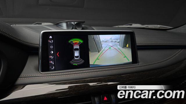 BMW X6 2018 — photo 21
