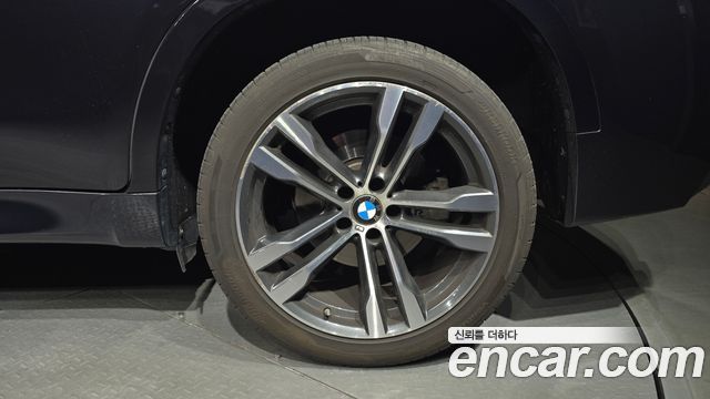 BMW X6 2018 — photo 7