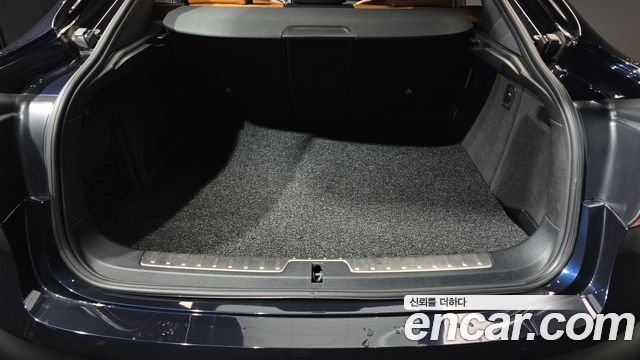 BMW X6 2018 — photo 27