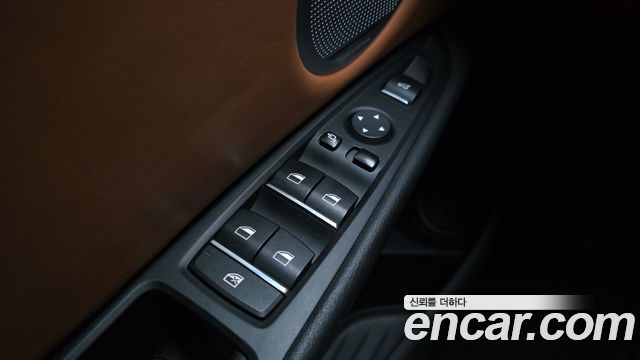 BMW X6 2018 — photo 29