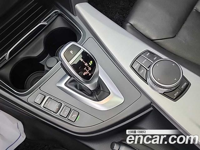 BMW 4-Series 2018 — photo 8