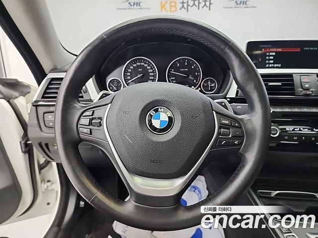 BMW 4-Series 2018 — photo 9