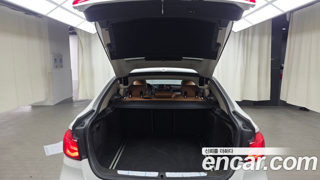 BMW Gran Turismo 2018 — photo 20