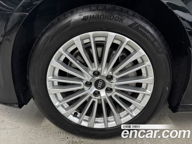 Audi A6 2021 — photo 5