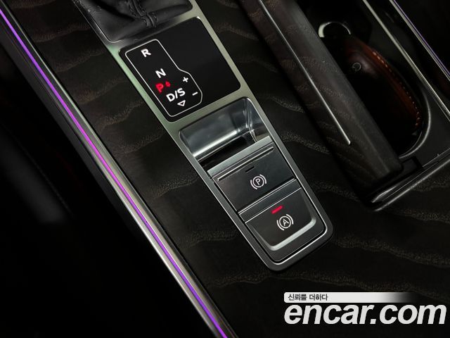Audi A6 2021 — photo 13