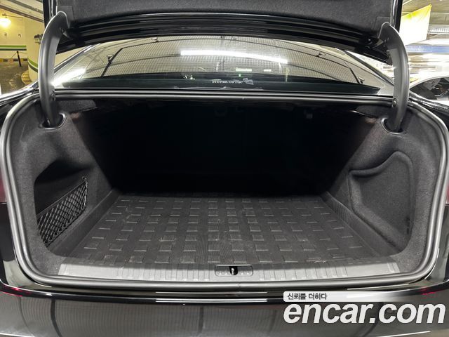 Audi A6 2021 — photo 15
