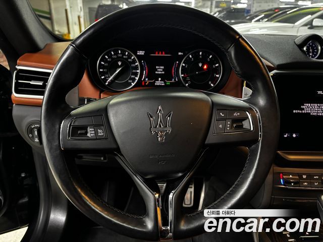 Maserati Ghibli 2021 — photo 6
