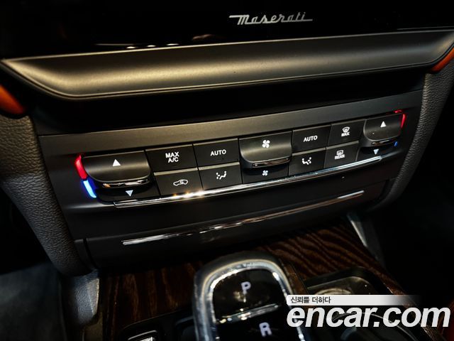 Maserati Ghibli 2021 — photo 13