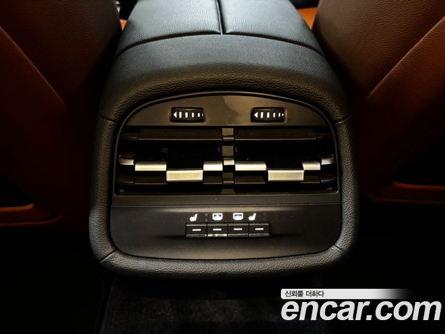 Maserati Ghibli 2021 — photo 18