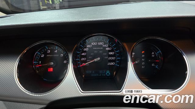 Ford Taurus 2012 — photo 8