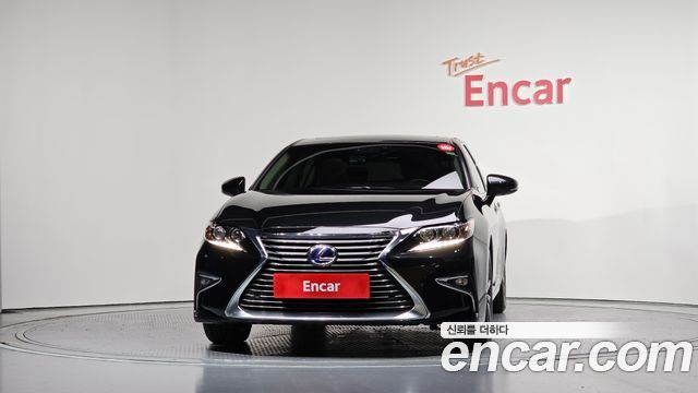 Lexus ES 2018 — photo 3