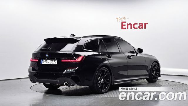 BMW 3-Series 2021 — photo 2
