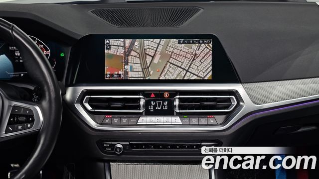 BMW 3-Series 2021 — photo 15