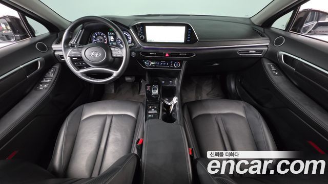 Hyundai Sonata 2022 — photo 10