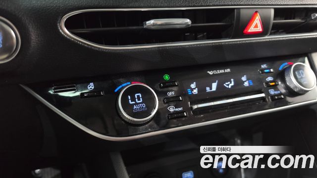 Hyundai Sonata 2022 — photo 31