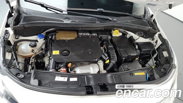 Peugeot 2008 2019 — photo 6