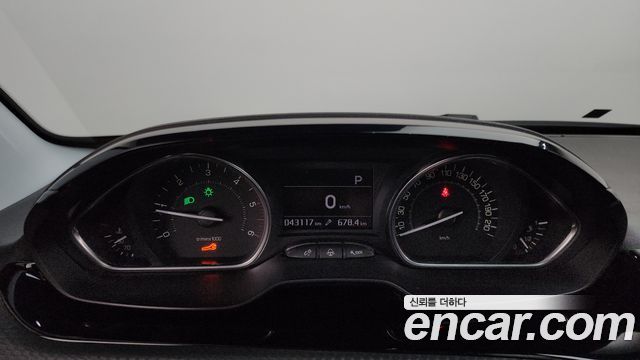 Peugeot 2008 2019 — photo 8