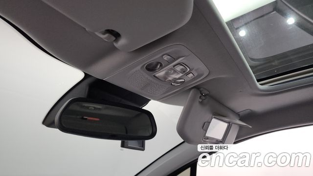 Peugeot 2008 2019 — photo 17