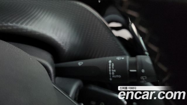 Peugeot 2008 2019 — photo 19