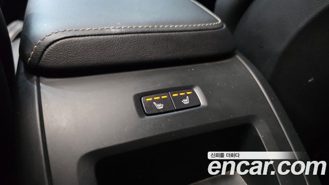 Volvo XC60 2021 — photo 25