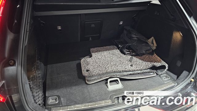 Volvo XC60 2021 — photo 29