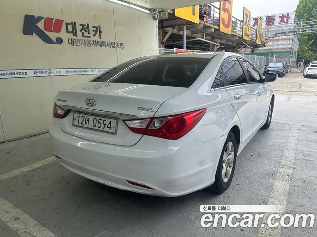 Hyundai Sonata 2014 — photo 2