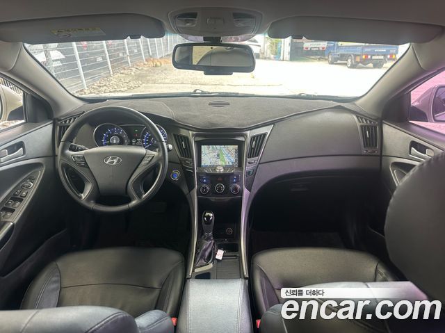 Hyundai Sonata 2014 — photo 18