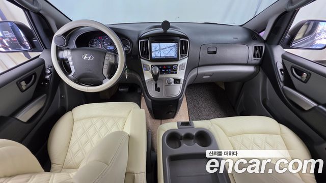 Hyundai Starex 2017 — photo 7