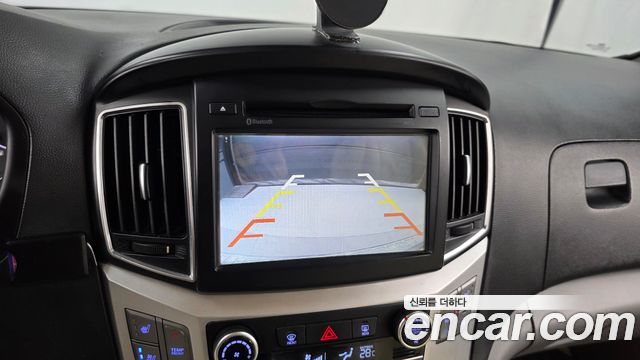 Hyundai Starex 2017 — photo 15