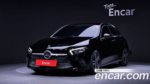 Mercedes-Benz A-Class 2021 — photo 1