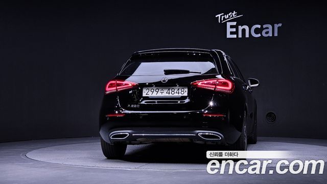 Mercedes-Benz A-Class 2021 — photo 4