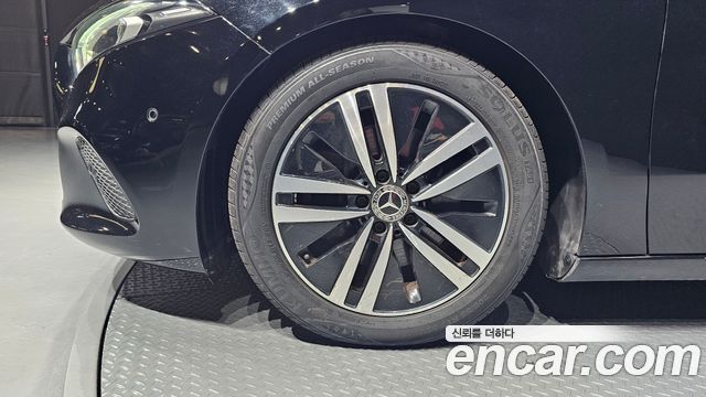 Mercedes-Benz A-Class 2021 — photo 5