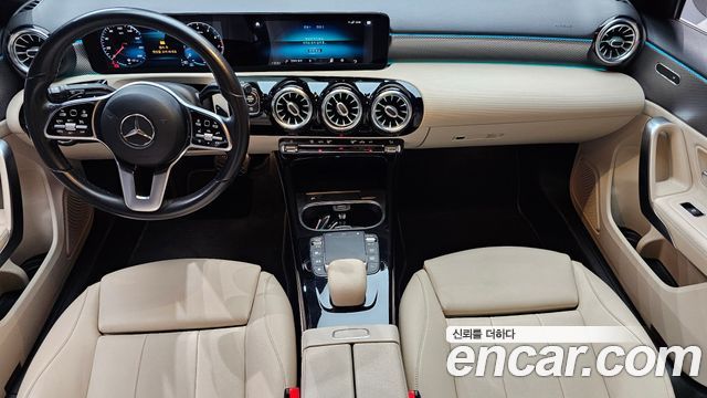 Mercedes-Benz A-Class 2021 — photo 7