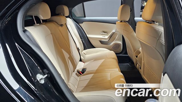 Mercedes-Benz A-Class 2021 — photo 12