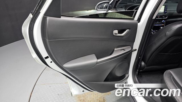 Hyundai Kona 2018 — photo 15