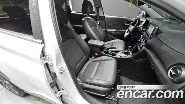 Hyundai Kona 2018 — photo 16
