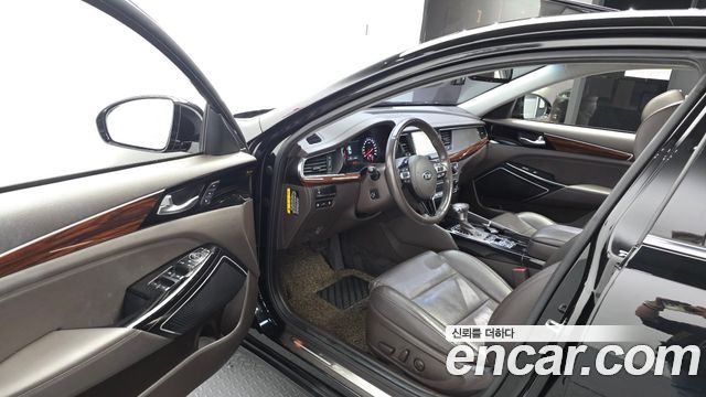 Kia K7 2017 — photo 13