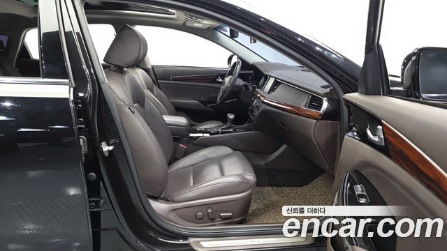 Kia K7 2017 — photo 16