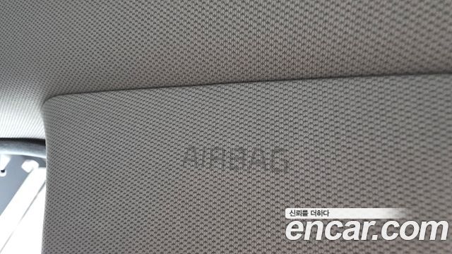 Kia K7 2017 — photo 32