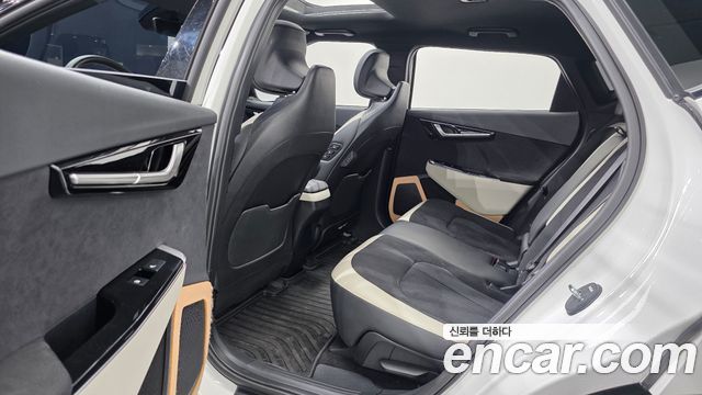 Kia EV6 2022 — photo 12