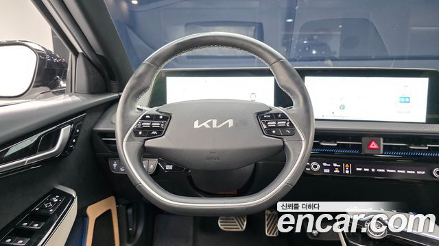 Kia EV6 2022 — photo 14