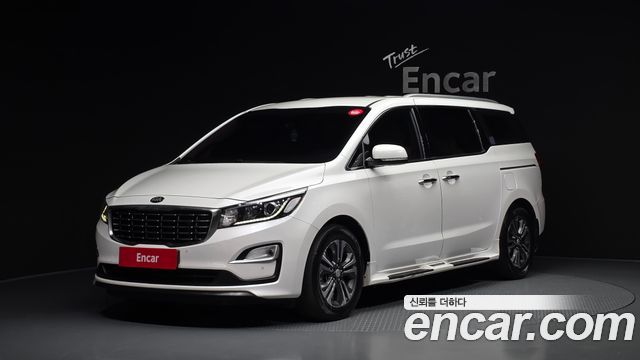 Kia Canival 2019 — photo 1