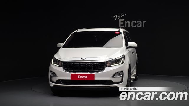 Kia Canival 2019 — photo 3